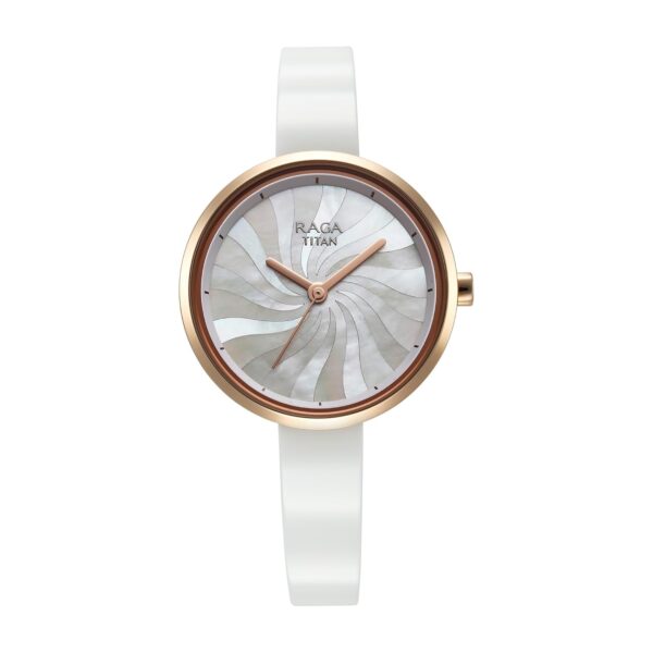 Raga women watch
