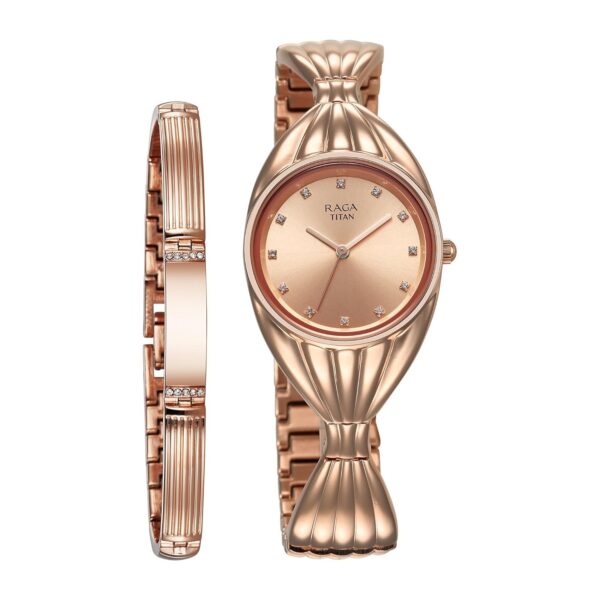 Raga women watch
